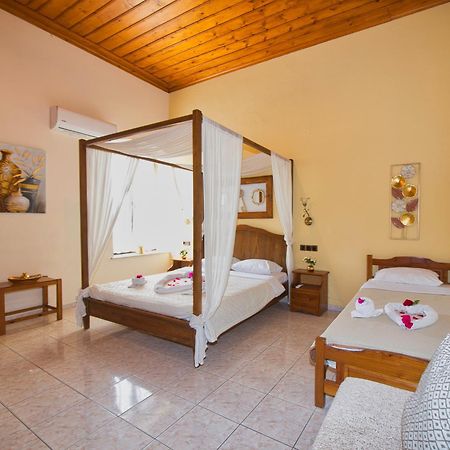Naftilos Guest House Kala Nera Eksteriør billede