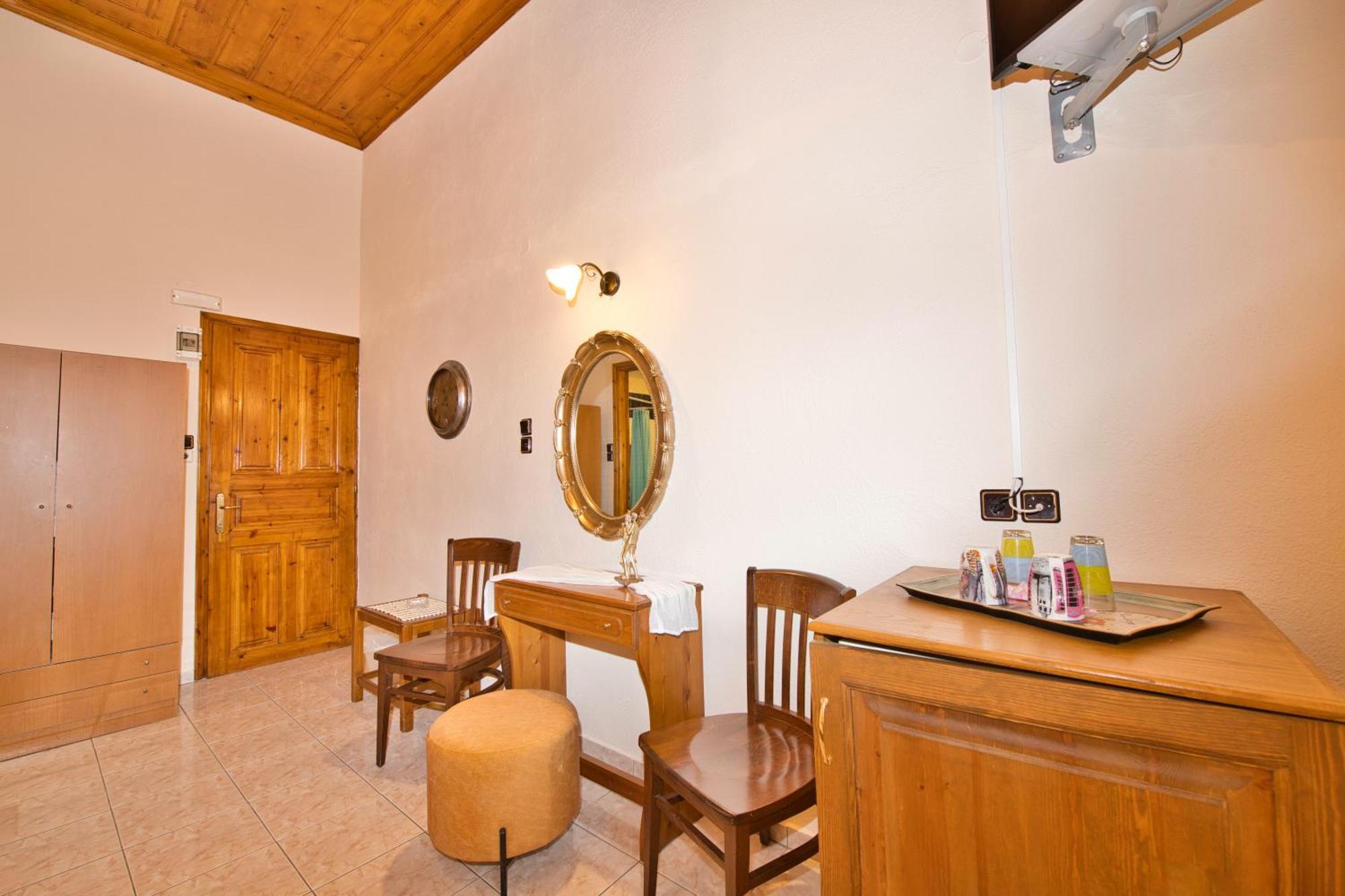 Naftilos Guest House Kala Nera Eksteriør billede
