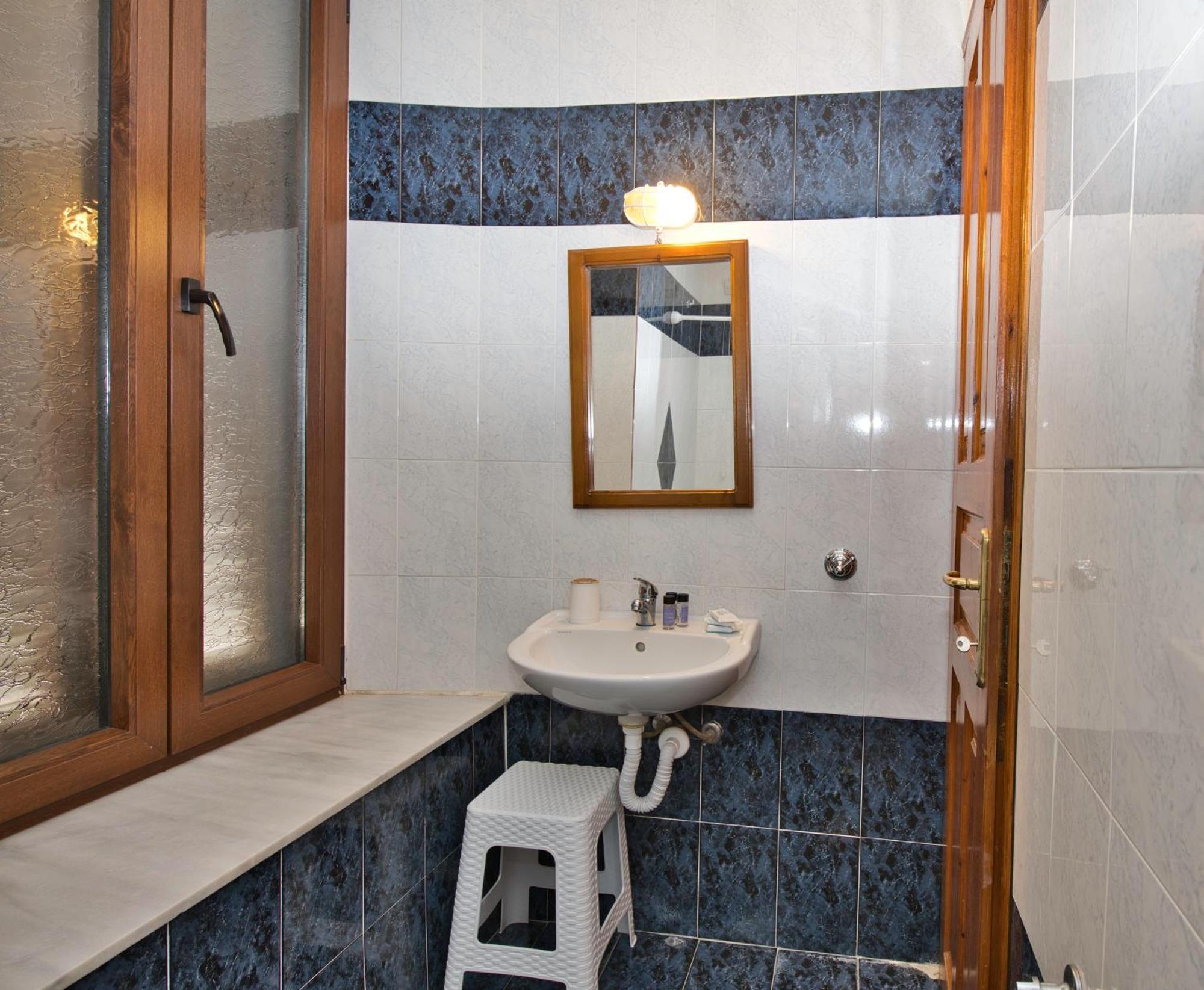 Naftilos Guest House Kala Nera Eksteriør billede